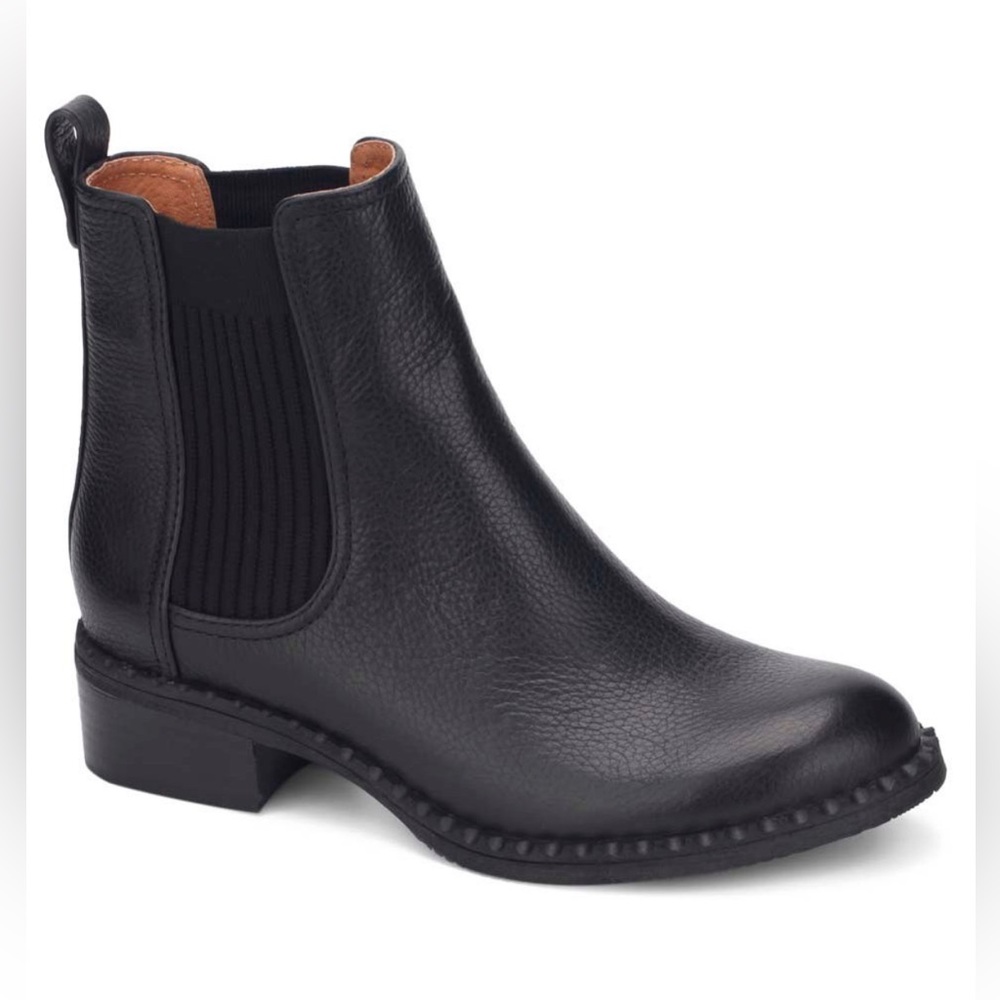 Kenneth Cole Gentle Souls Benton Elastic Bootie in Black